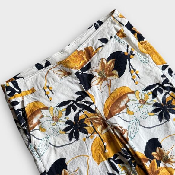 CHICO'S FLORAL LINEN BLEND PULL-ON PANTS WHITE GOLD BLACK BLUE SIZE 1R US 8R - Picture 5 of 9